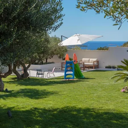 Appartement Luxury Cinderella With Swimming Pool Primošten